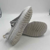 Lamo Women's Shoe Size 6 Gray Textured Casual Shoes