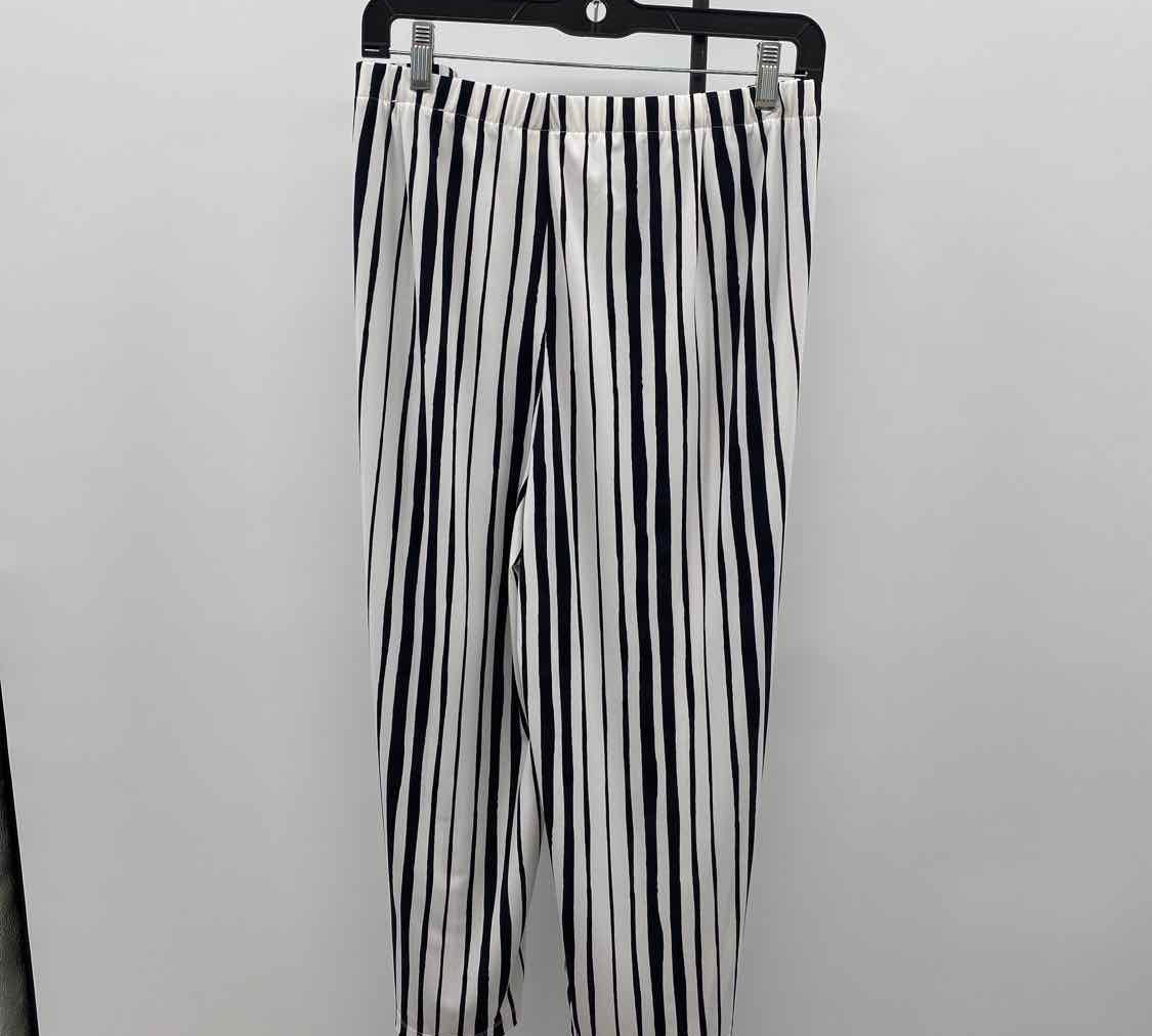 Chico's Women's Size 16 Black Stripe Capris