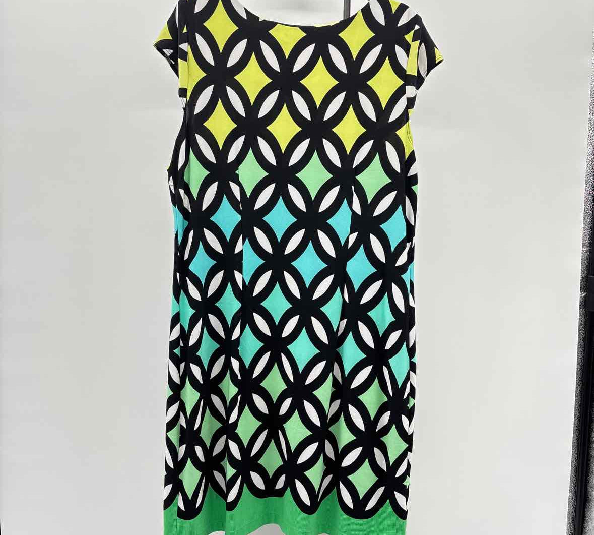 R& K Women's Size 18 Black Geometric Dress