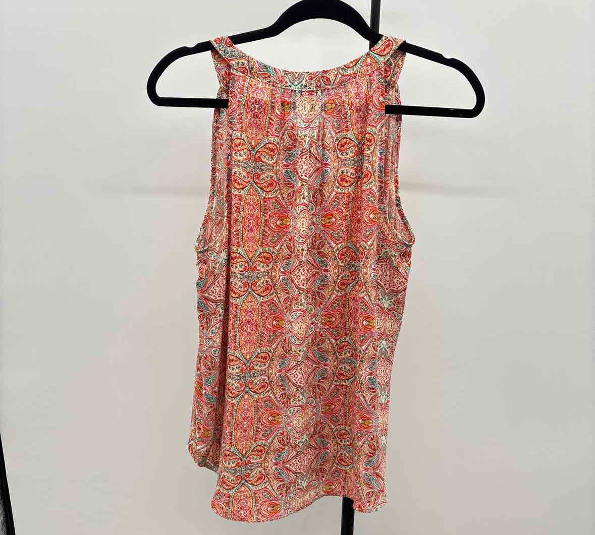Rose & Olive Women's Size L Orange medallion Sleeveless Shirt