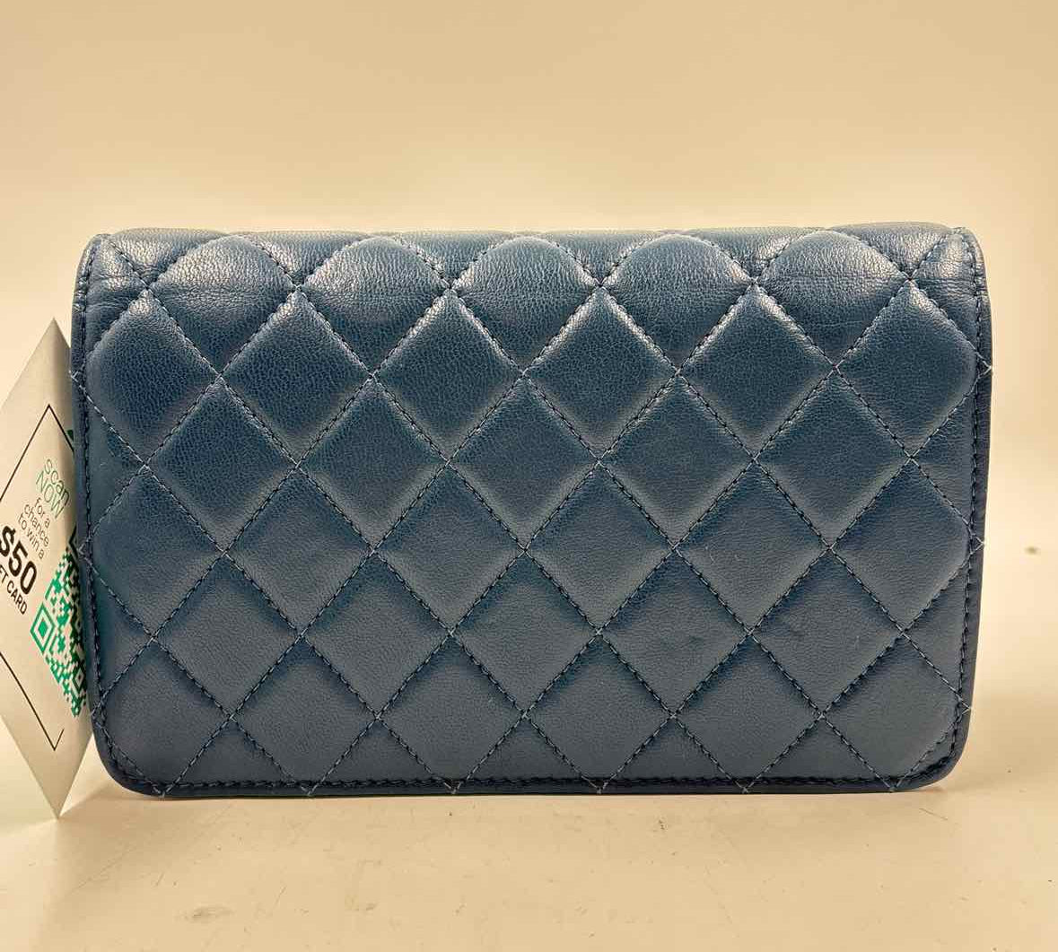 Chanel Women's Blue Luxe Quilted Purse