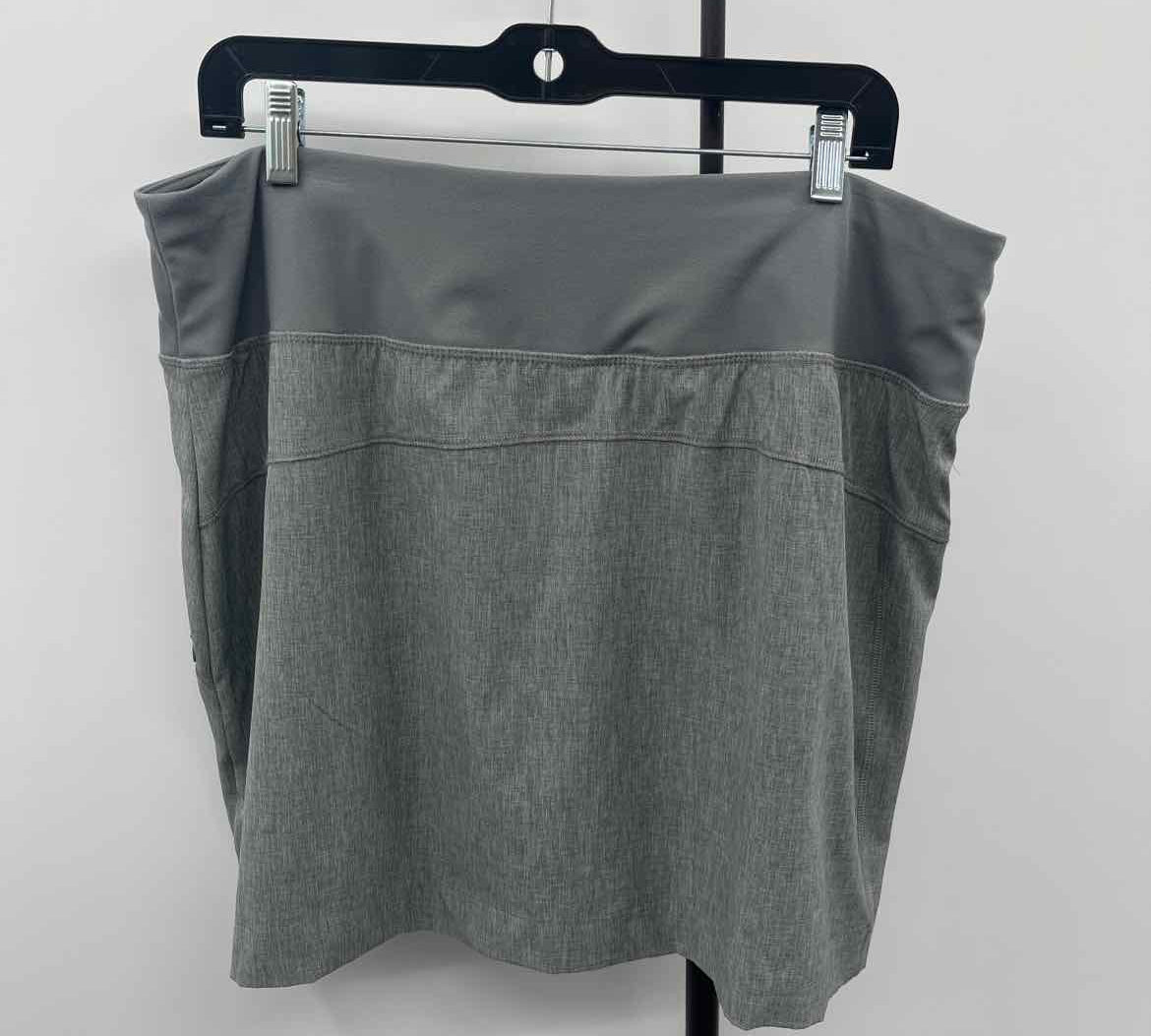 MTA Pro Women's Size 18 Gray Heathered Skirt