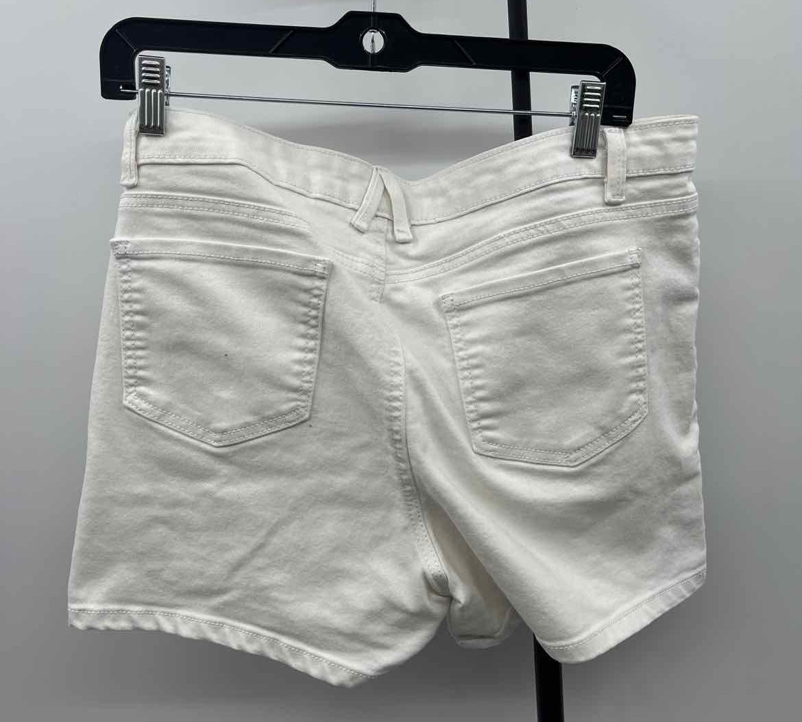 Karoo Women's Size 12 White Distressed Shorts
