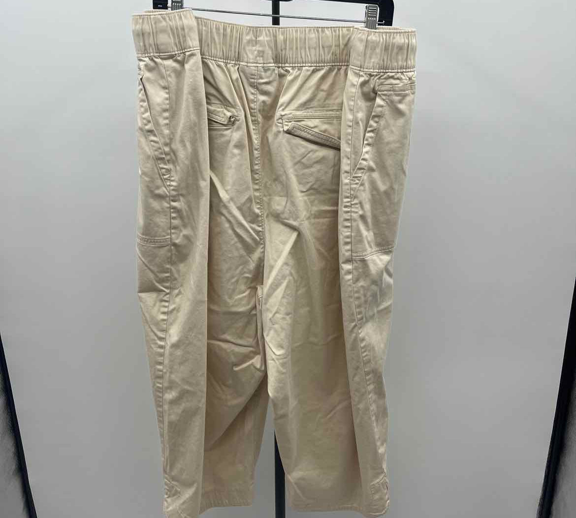 Lane Bryant Women's Size 26 Beige Solid Capris