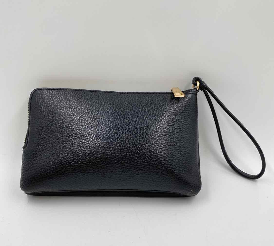 Coach Women's Black Luxe pebbled Wristlet