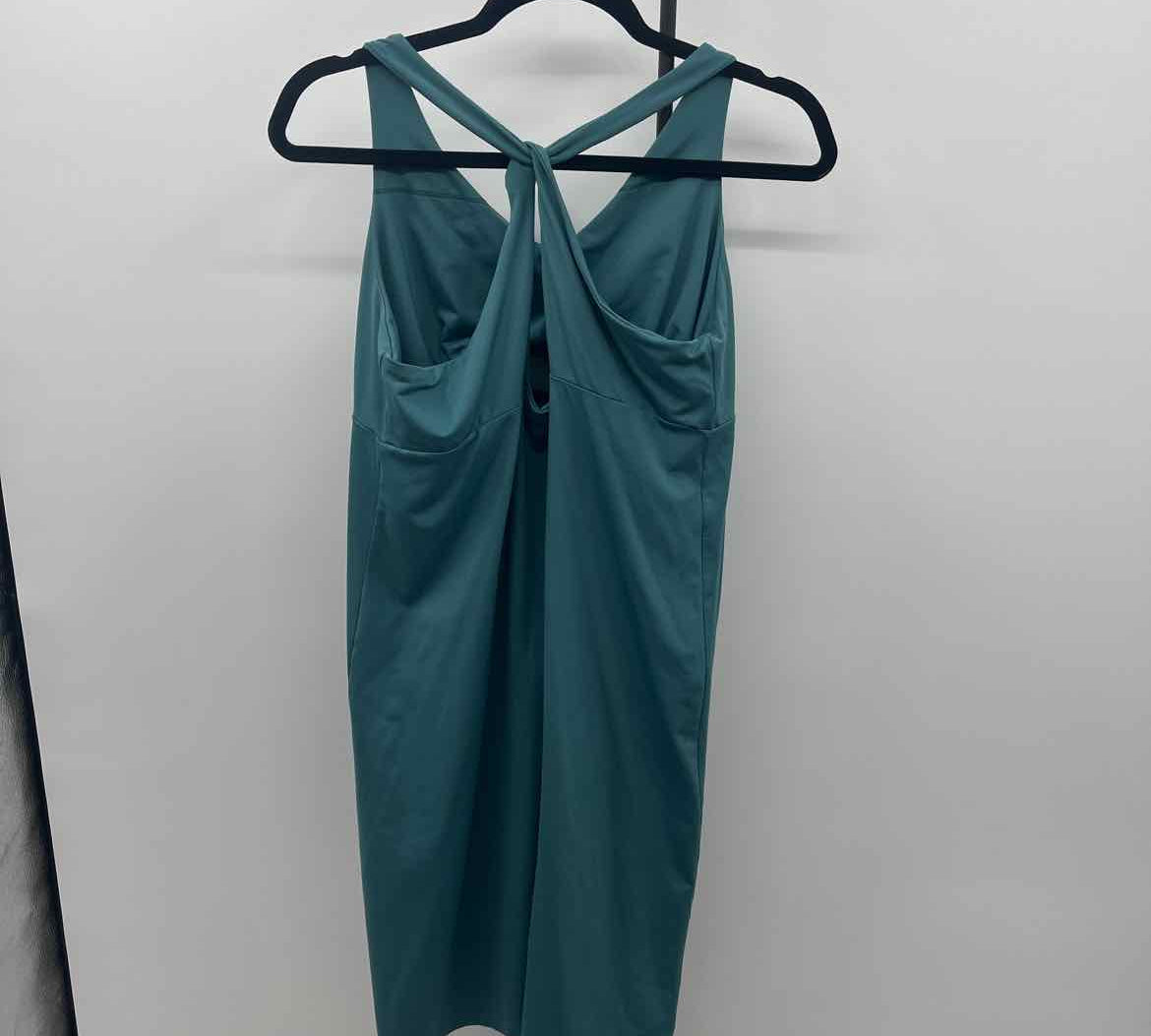 Patagonia Junior's Size 16 Green Solid Dress