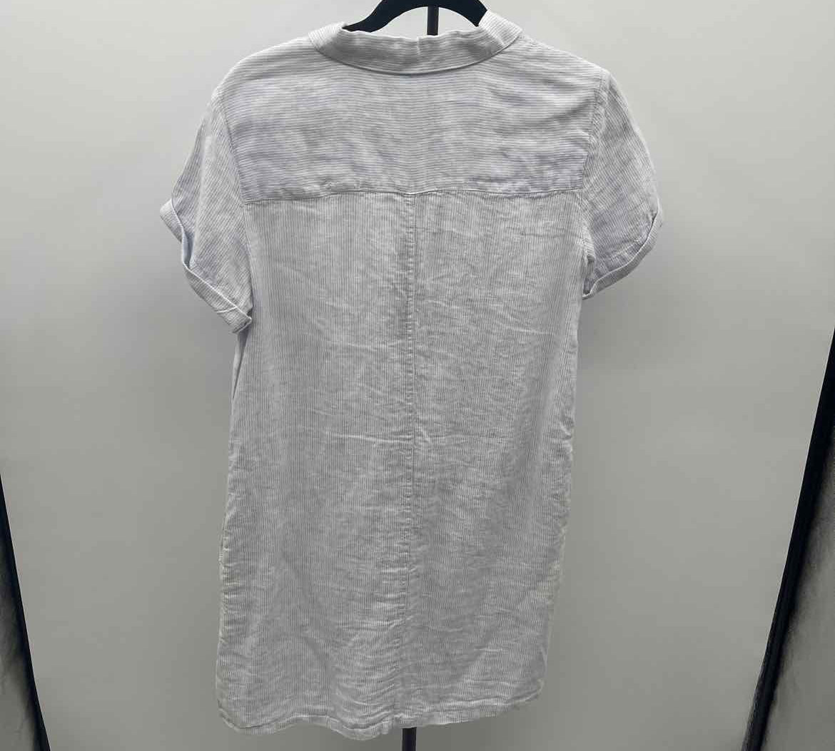 Tahari Women's Size 6 Light Blue Stripe Dress