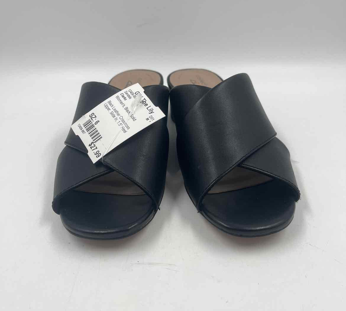 Clarks Women's Shoe Size 6 Black Solid Sandals