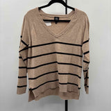 Bobeau Women's Size M Tan Stripe Long Sleeve Shirt