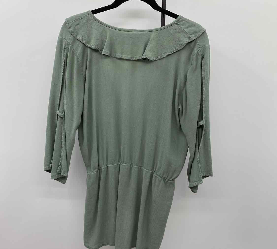 Lucy Love Women's Size L Green Textured Long Sleeve Shirt
