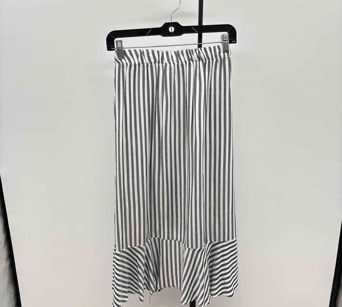 Adora Women's Size 14 Charcoal Stripe Skirt