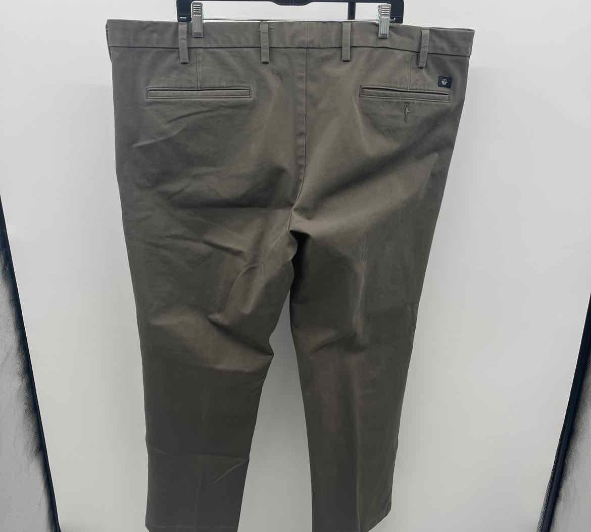 Dockers Men's Size 46 Taupe Solid Pants