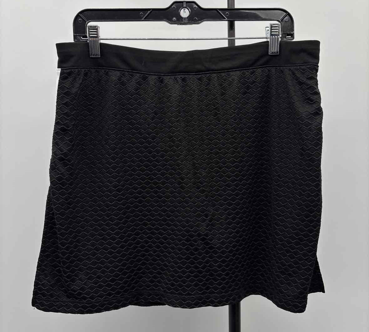 Izod Women's Size 14 Black Textured Skirt