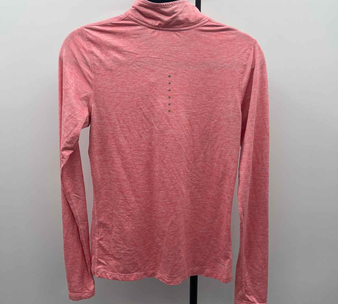 Nike Women's Size S coral Heathered Long Sleeve Shirt