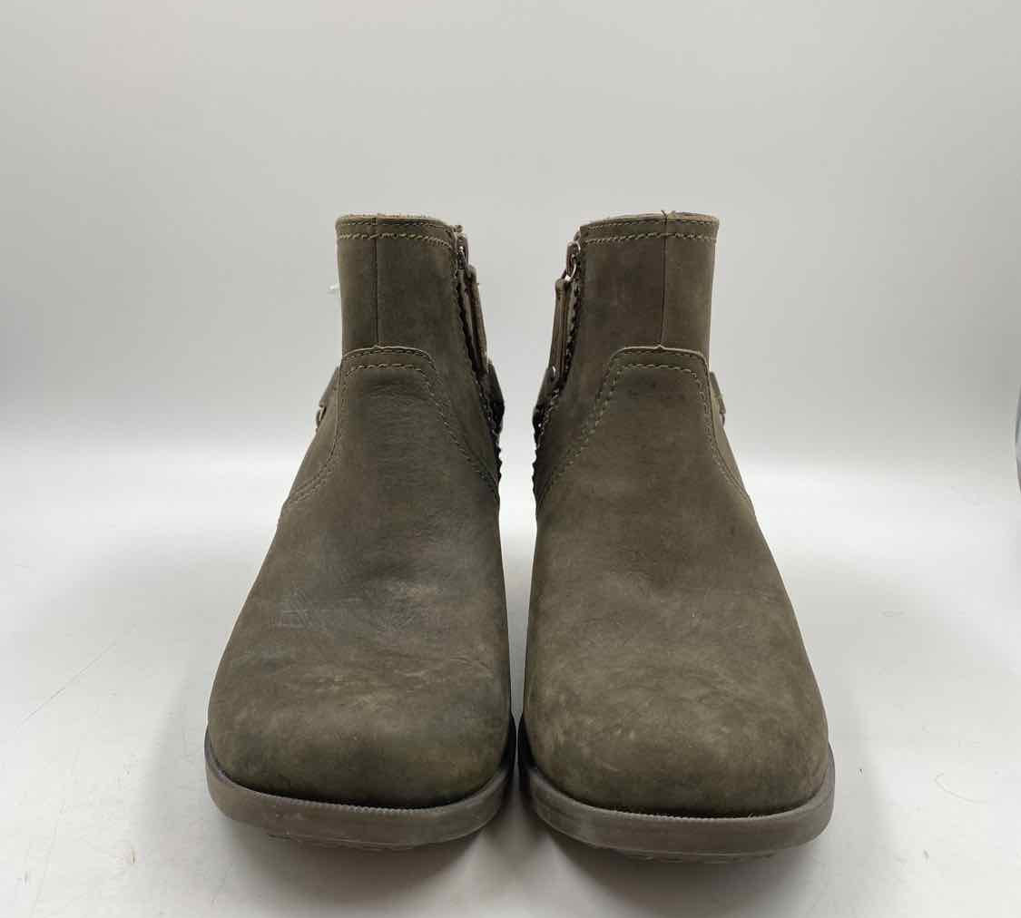 Teva Women's Shoe Size 8.5 Green Solid Boots