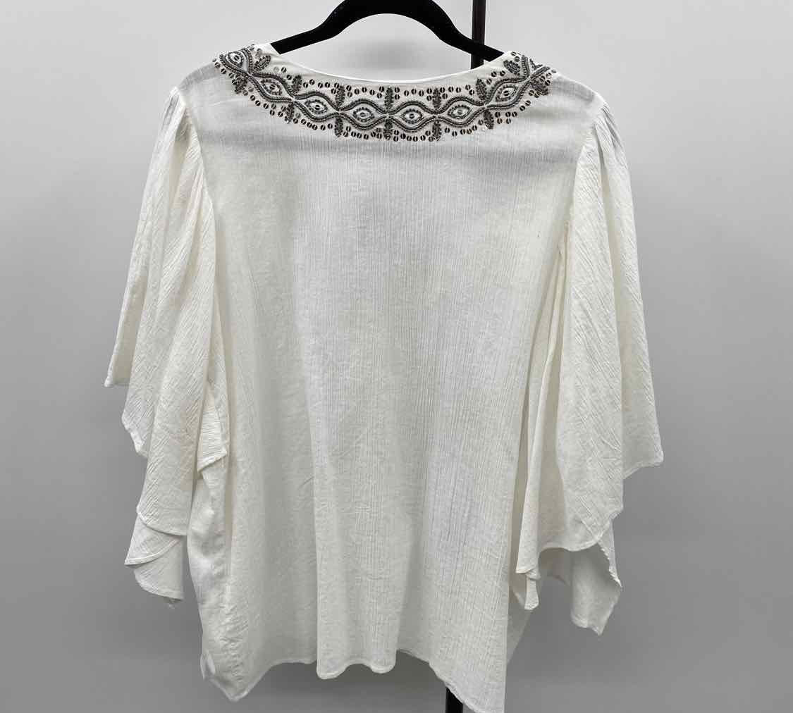 Chico's Women's Size XL White Textured Long Sleeve Shirt