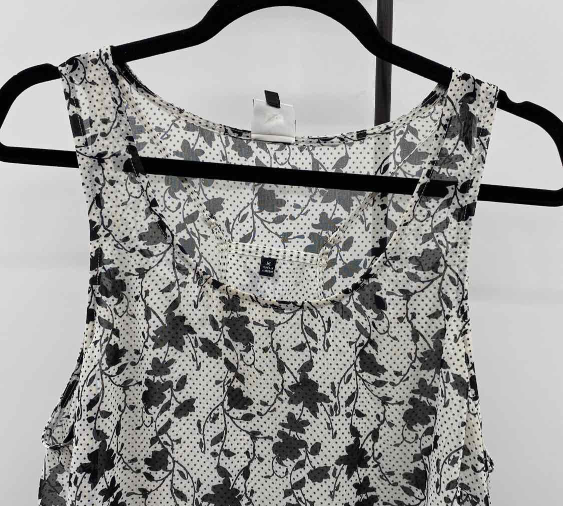 CABI Women's Size M Black Floral Sleeveless Shirt