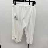 Oh My Gauze Women's Size 12/14 White Textured Capris