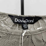 davi & dani Women's Size 2X Olive Lace Long Sleeve Shirt