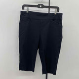 Chico's Women's Size 6 Black Solid Capris