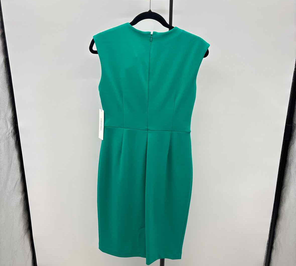 Women's Dresses - Gild the Lily