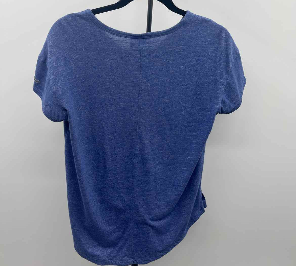 Columbia Women's Size M Blue Heathered Short Sleeve Shirt