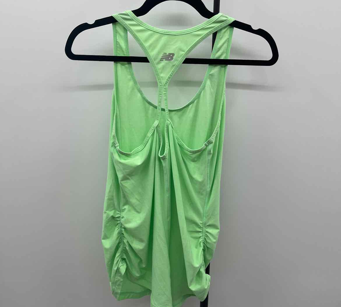 New Balance Women's Size M Green Solid Tank