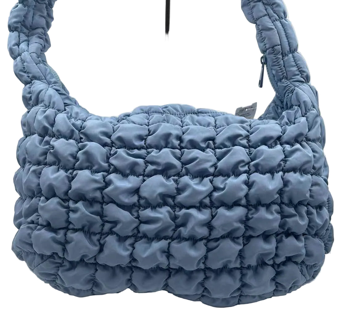DO EVERYTHING IN LOVE Blue Quilted Puffy Purse