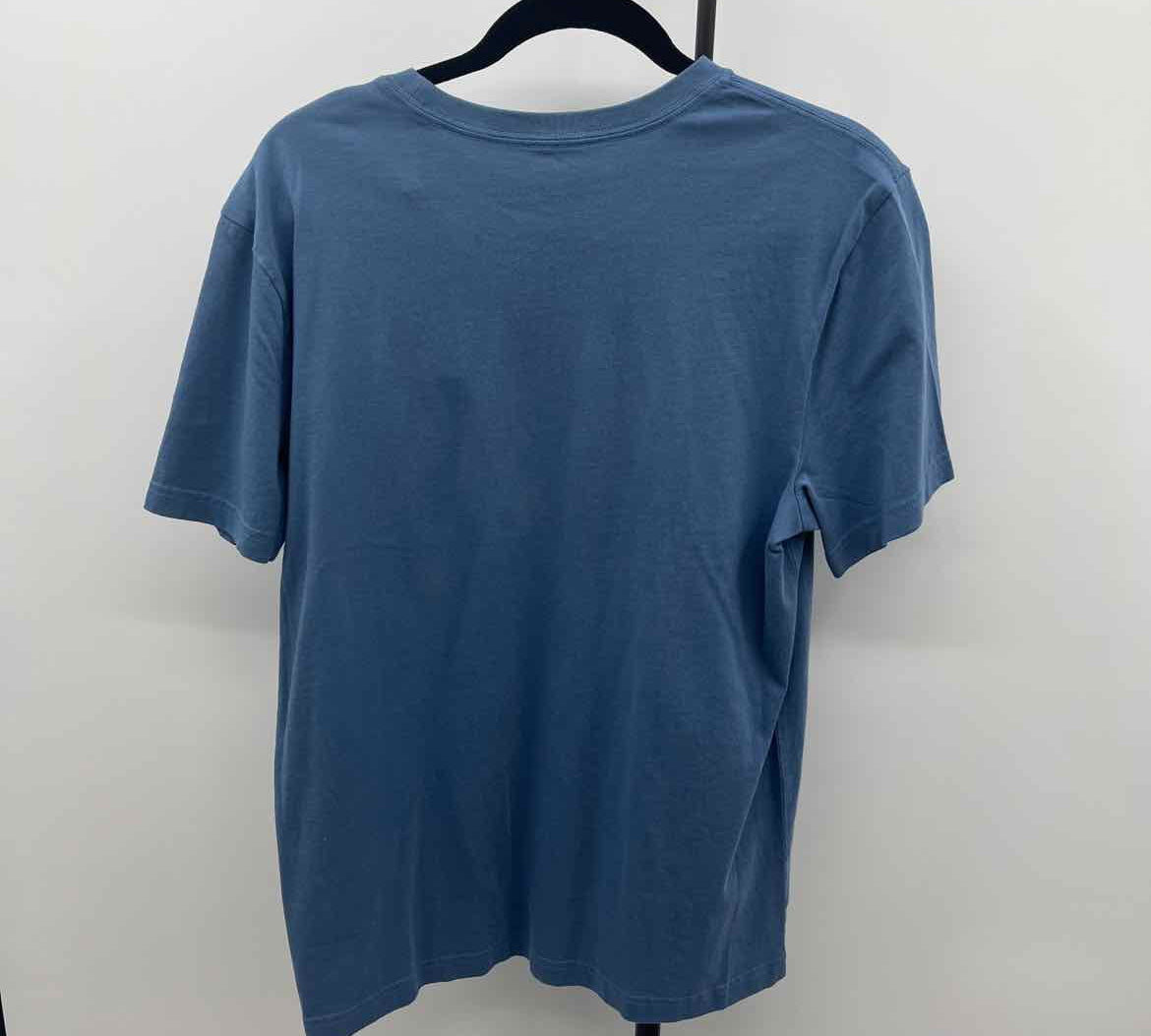 Life Is Good Men's Size M Blue Cocktails New with Tags T-shirt