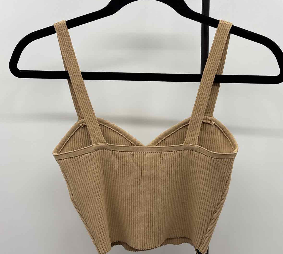 Amisu Women's Size M camel Ribbed Tank
