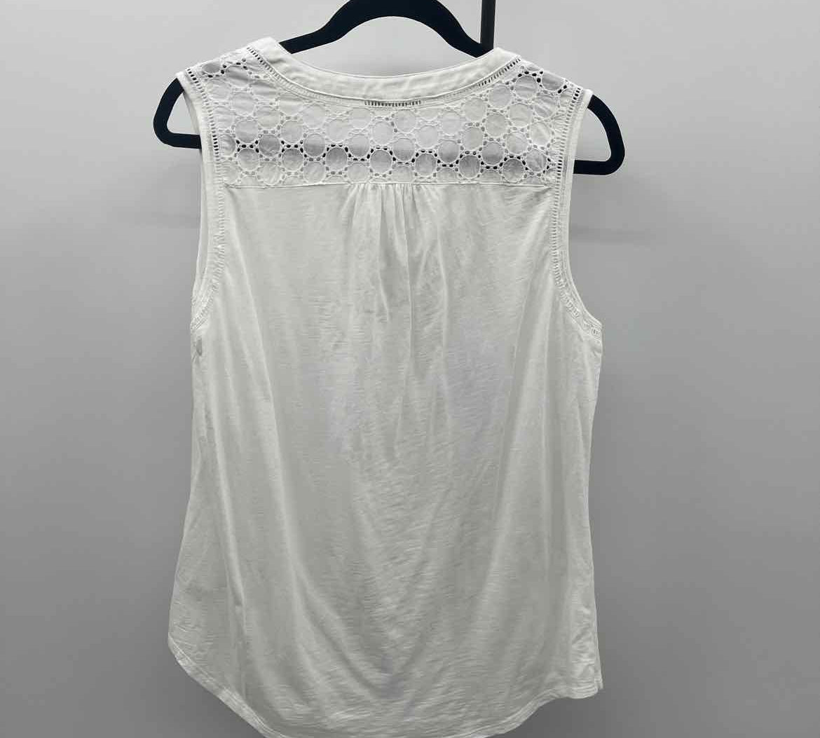 Westport Women's Size L White Eyelet Sleeveless Shirt