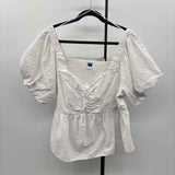 Old Navy Junior's Size 2X White Textured Short Sleeve Shirt