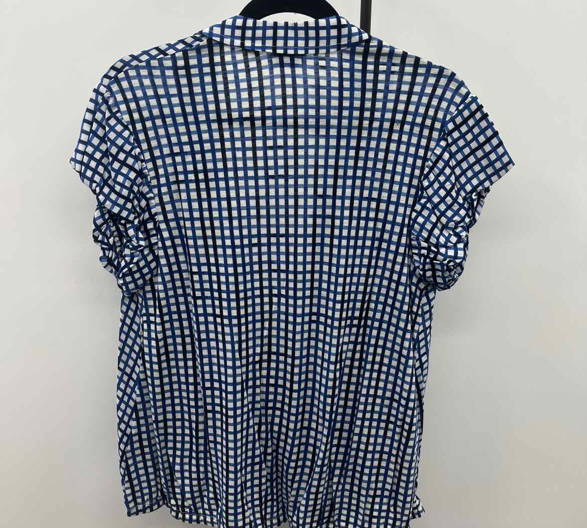 9-2-5 So Soft Women's Size M Blue Checkered Short Sleeve Shirt