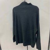 Tahari Women's Size 1X Green Stripe Sweater