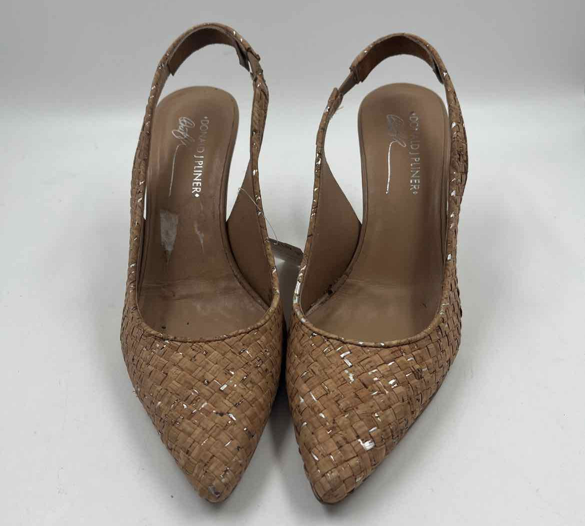 Donald J Pliner Women's Shoe Size 8 Tan Woven Slingbacks