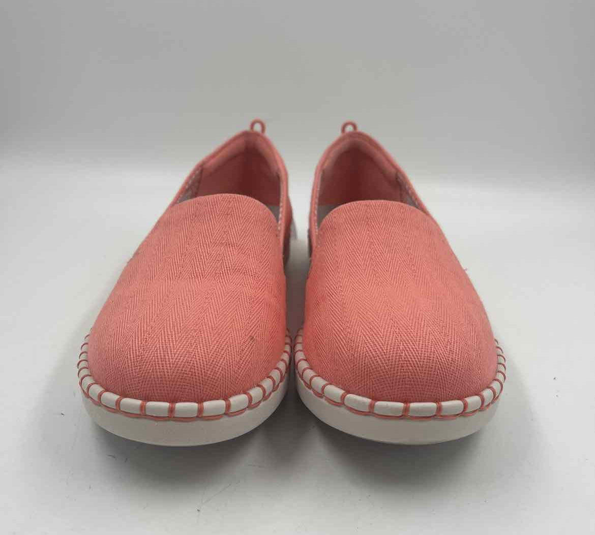 Clarks Women's Shoe Size 8.5 Melon Textured Casual Shoes