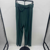 Marla Wynne Women's Size 24 Green Solid Pants