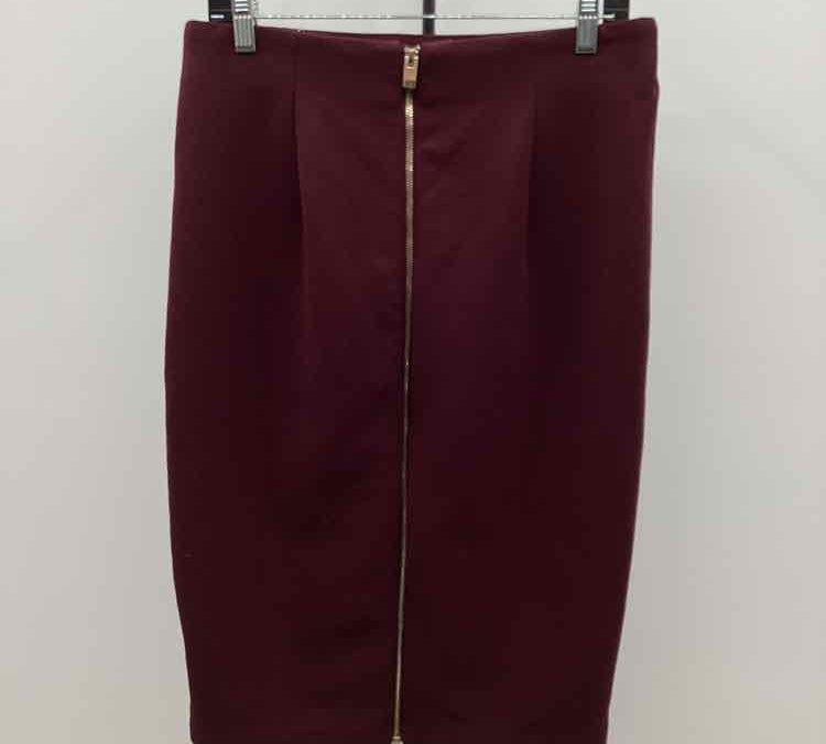 Philosophy Women's Size 8 Wine Solid Skirt