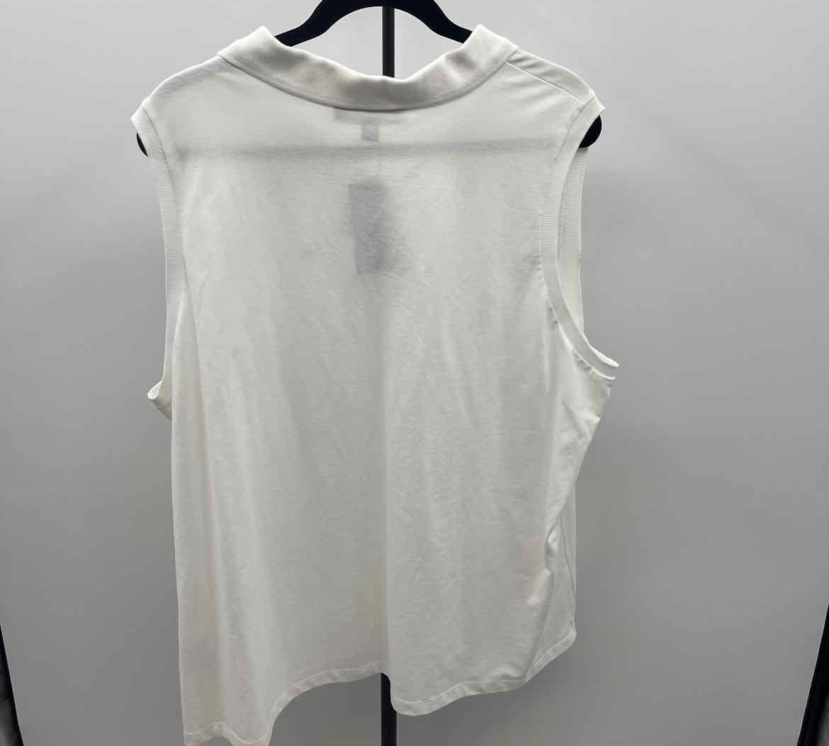 Tommy Hilfiger Women's Size 2X White Solid Sleeveless Shirt