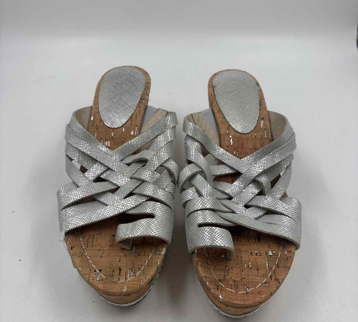 Donald J Pliner Women's Shoe Size 8 Silver Shimmer Wedges