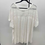 Lane Bryant Women's Size 4X White Textured Short Sleeve Shirt