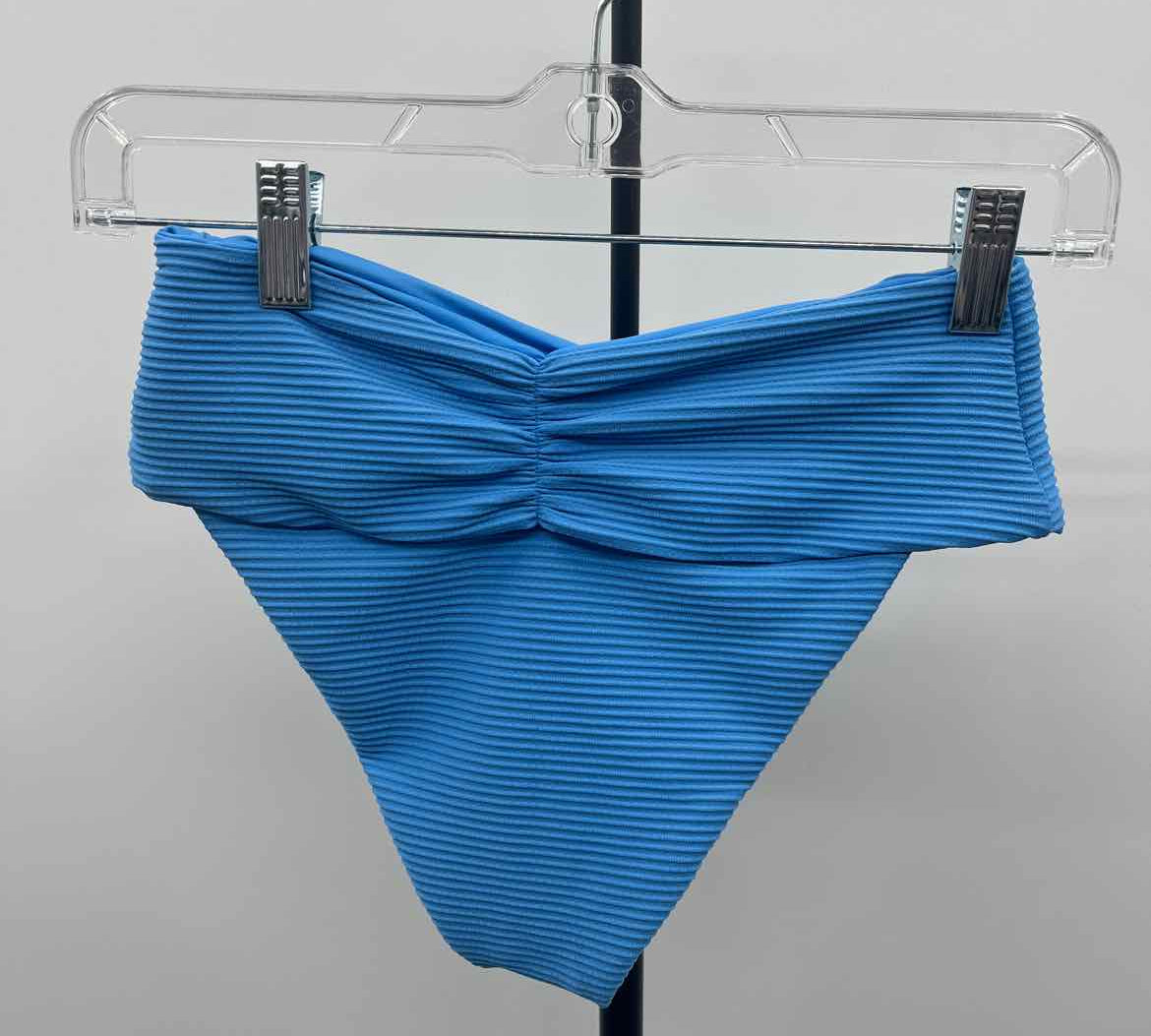 L space Women's Size S Blue Ribbed Swimsuit - Separate