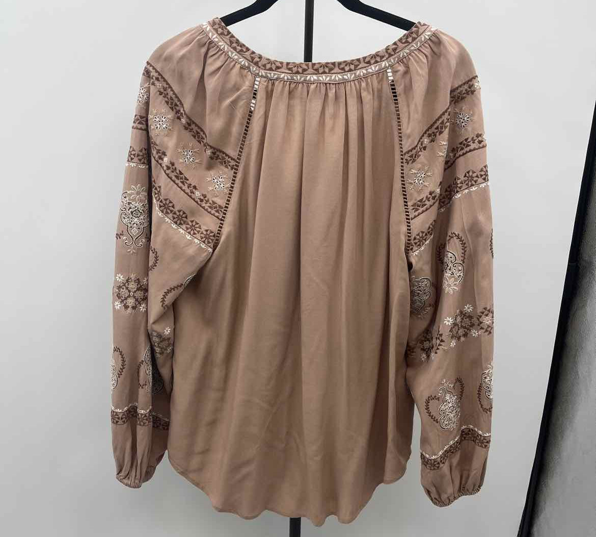 Aveology Women's Size 18 Brown Embroidered Long Sleeve Shirt