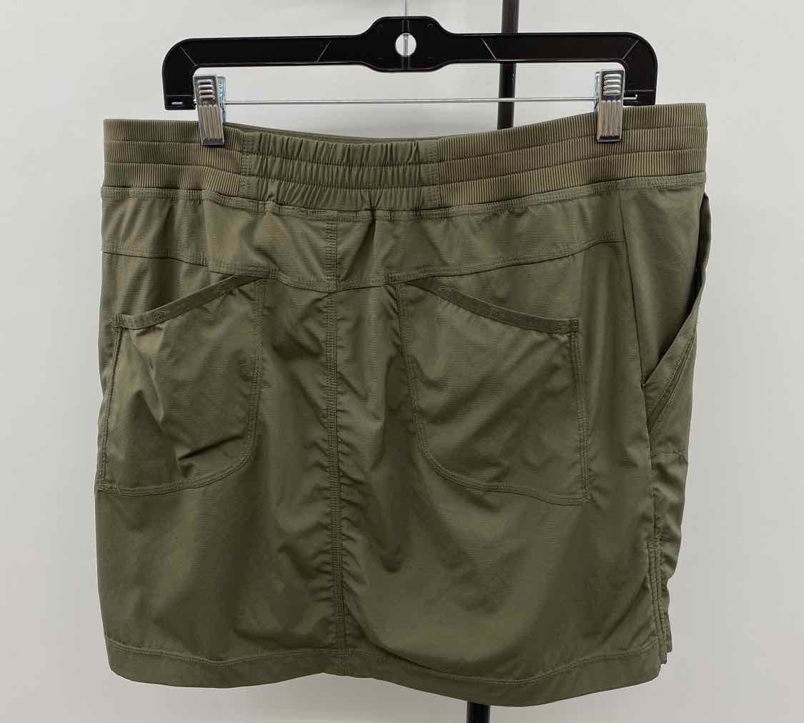 Indygena Women's Size 16 Green Solid Skirt