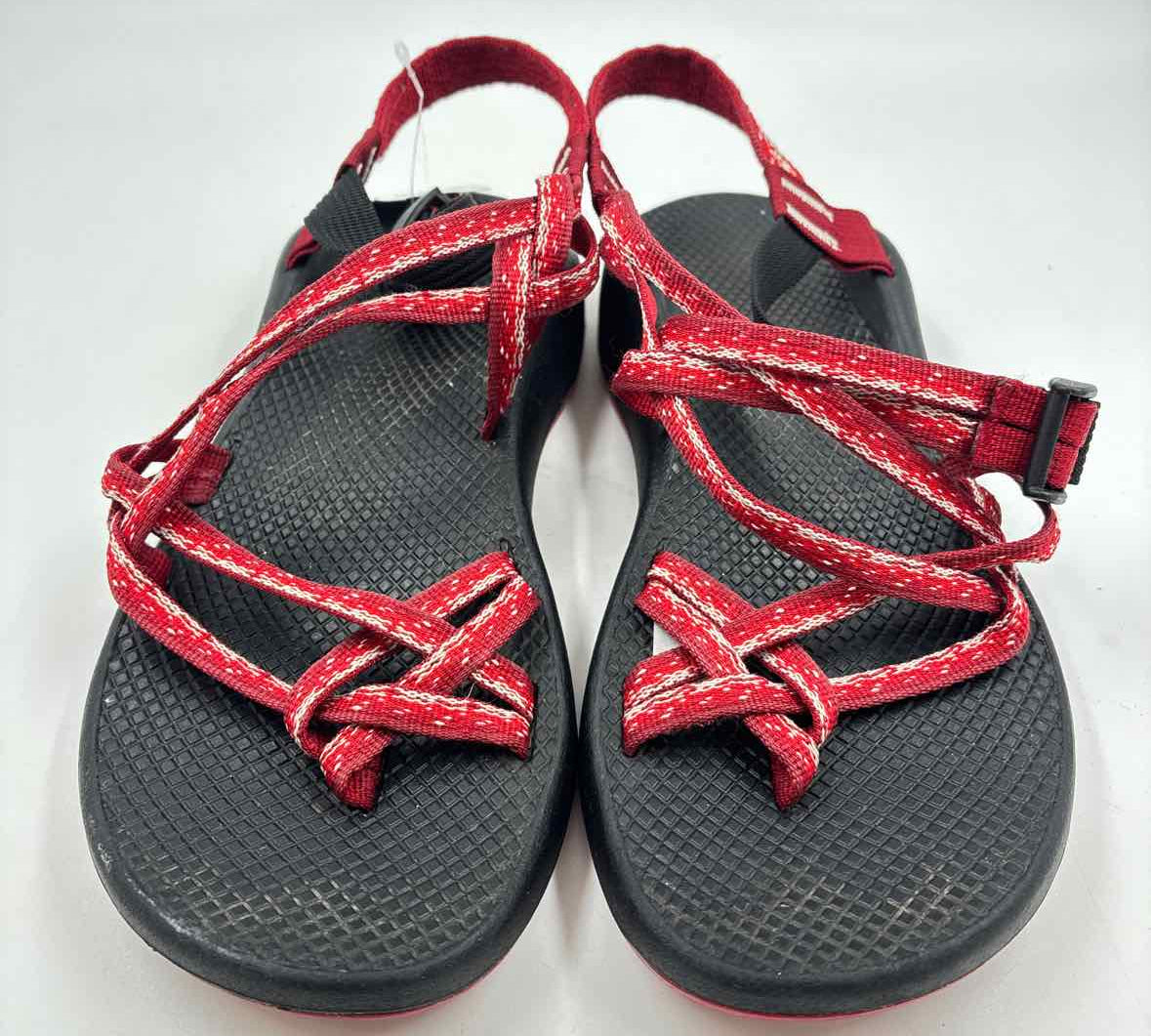 Chaco Women's Shoe Size 9 Red Textured Sandals