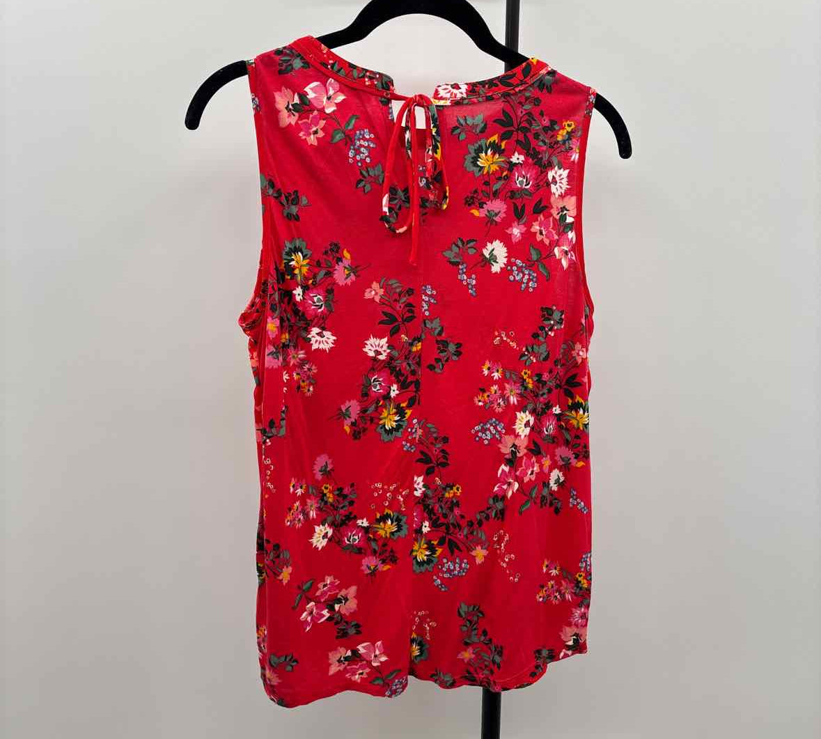 Loft Women's Size XS Red Floral Sleeveless Shirt