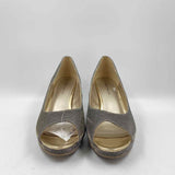 Bandolino Women's Shoe Size 8.5 Charcoal Shimmer Heels