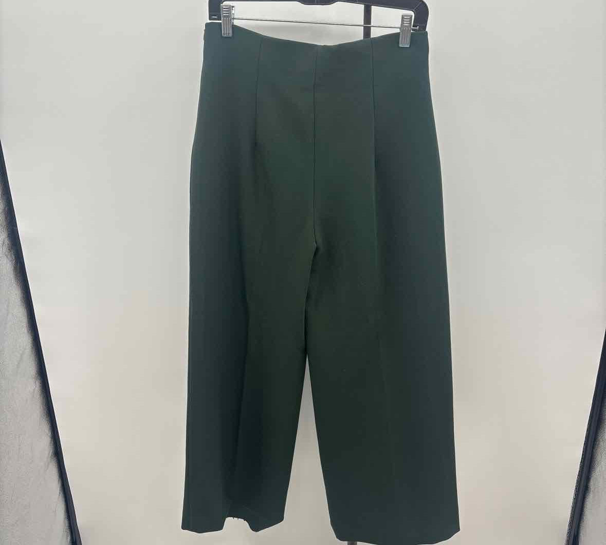 Zara Women's Size M Green Solid Pants