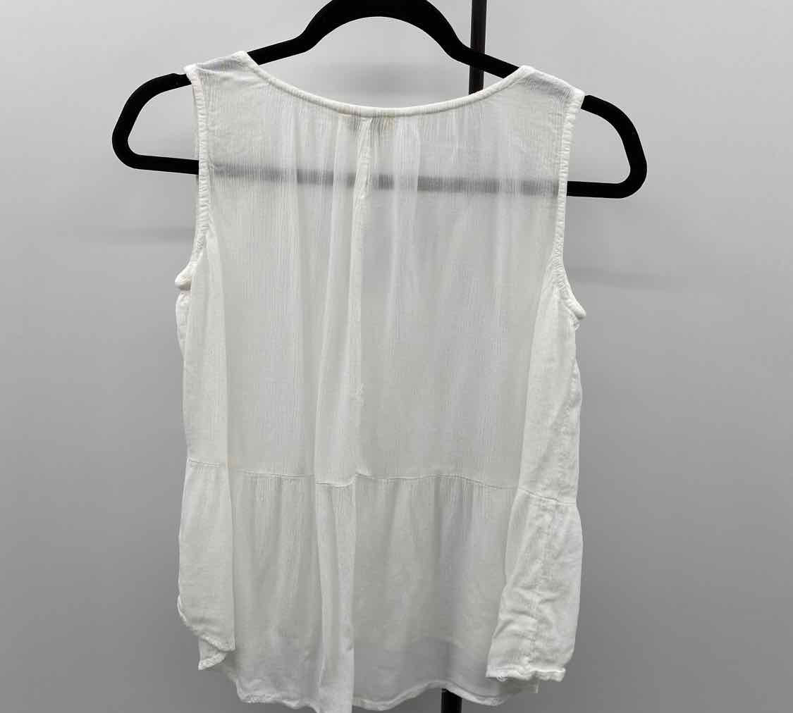 sim & sam Women's Size S White Textured Sleeveless Shirt