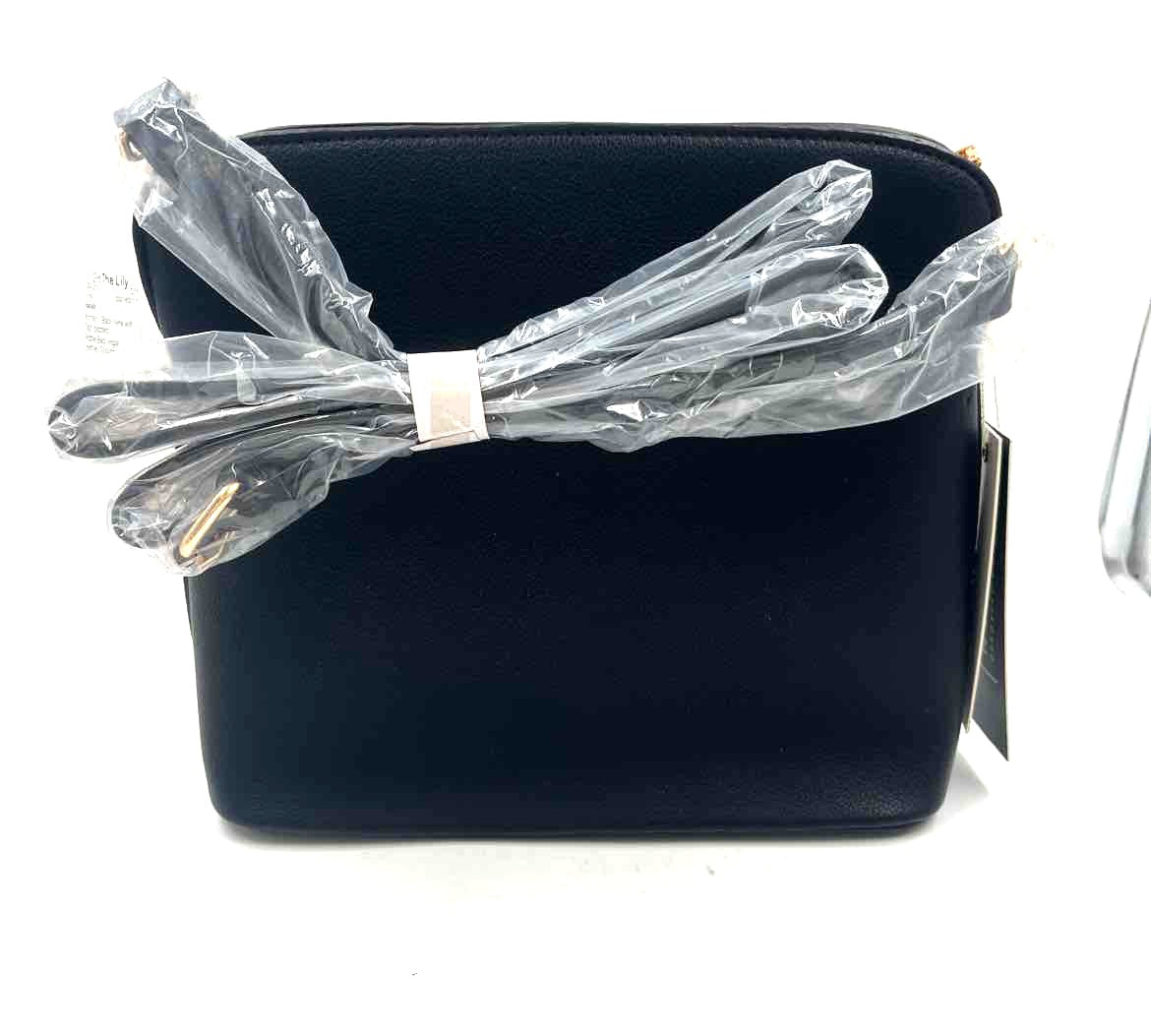 NWT ISABELLE Black Pebble Vegan Leather Crossbody Purse